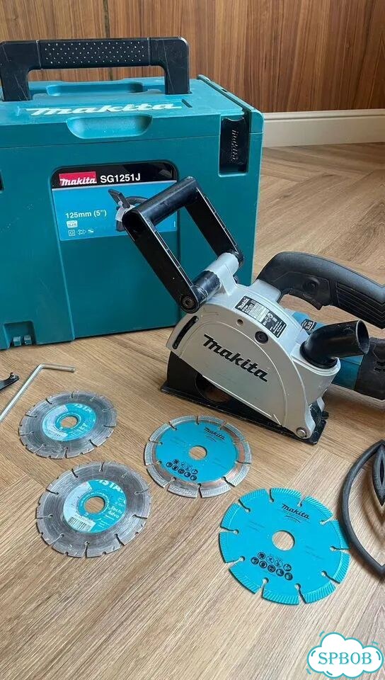 Makita SG1251 +4 диска. Состояние близкое к новому фото 2