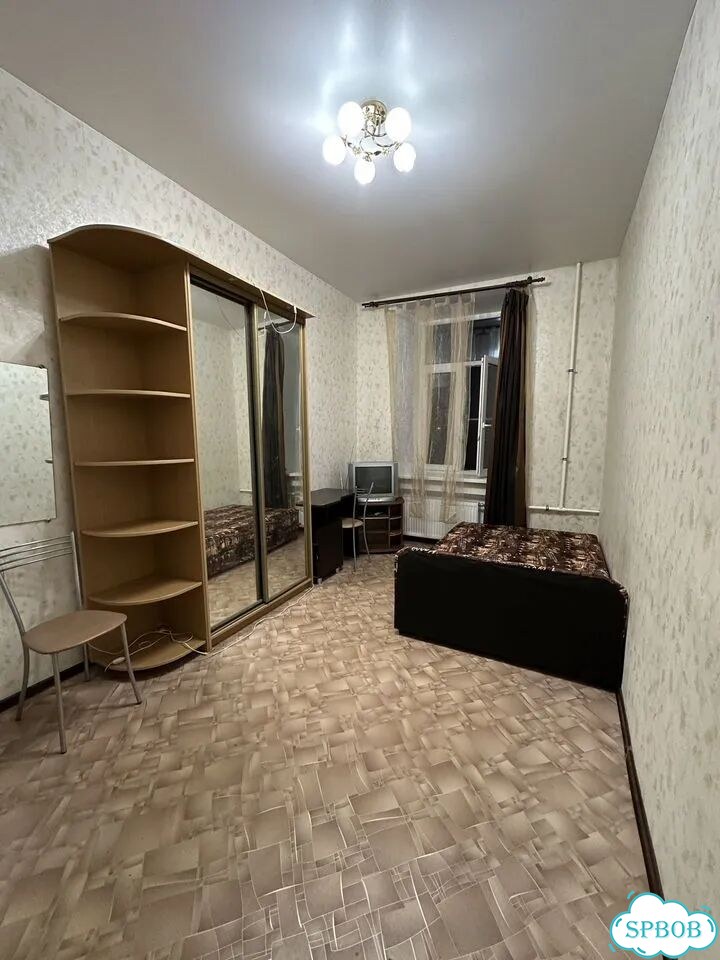 Комната 15 м² в 7-к., 4/4 эт. фото 1