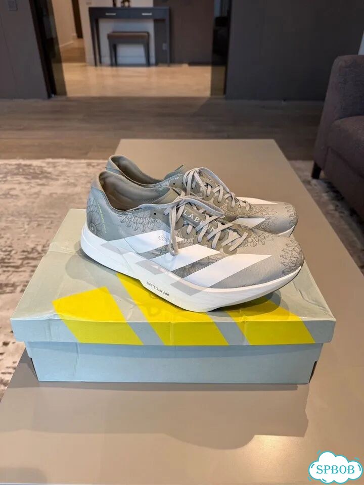 Adidas Adizero adios pro 4 карбоновые фото 1