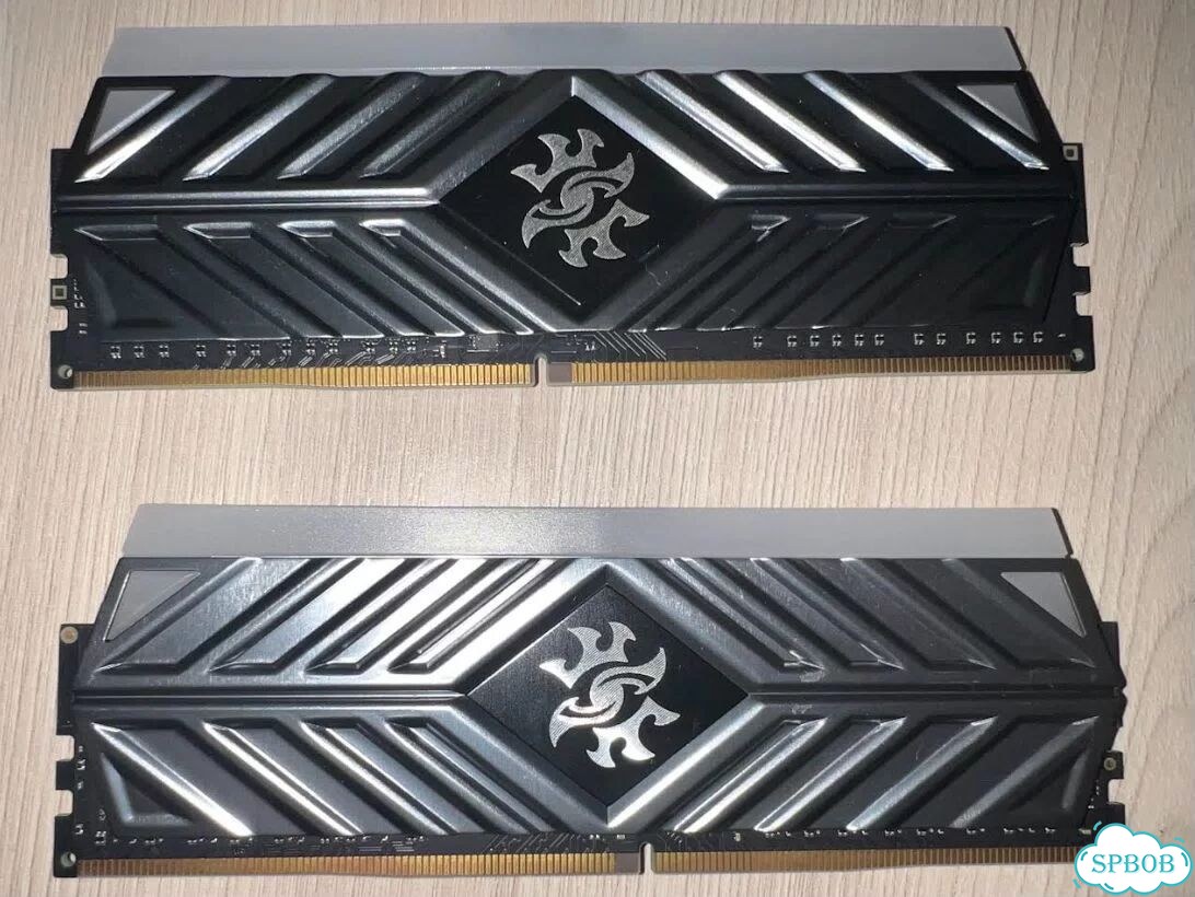 Adata XPG spectrix D41 ddr4 32gb фото 1