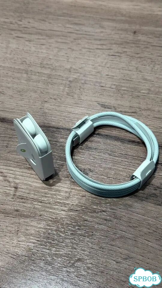 Apple Airpods Pro 2 (2023) USB-C +Чехол в подарок фото 2