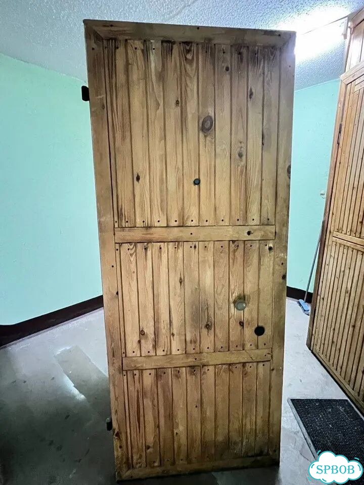 Металлическая дверь бу 90 см фото 1
