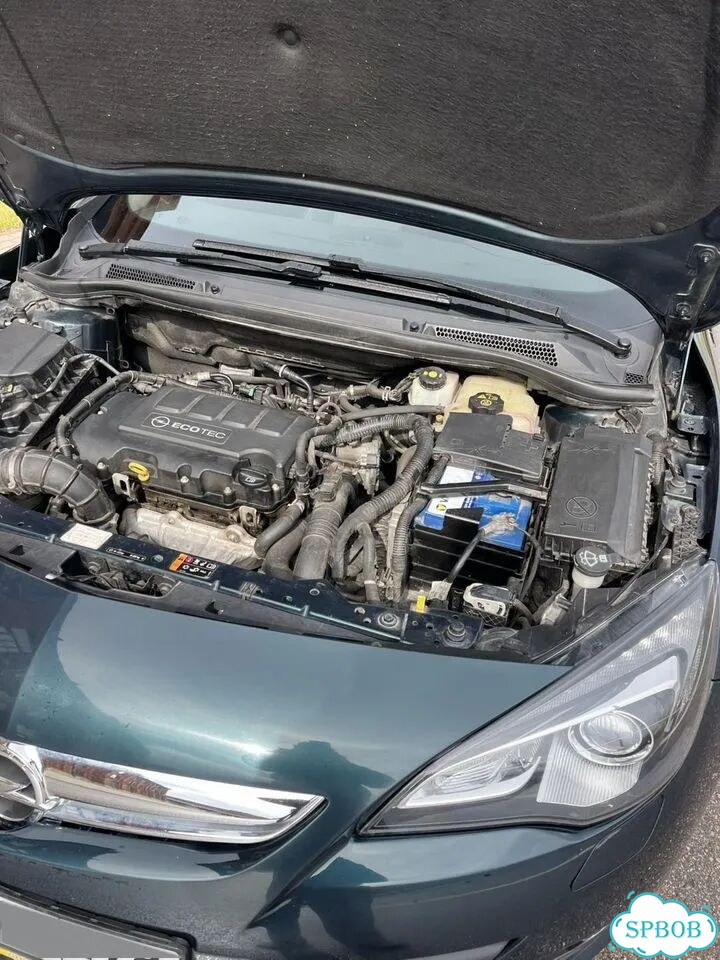 Opel Astra GTC 1.4 AT, 2014, 83 000 км фото 8