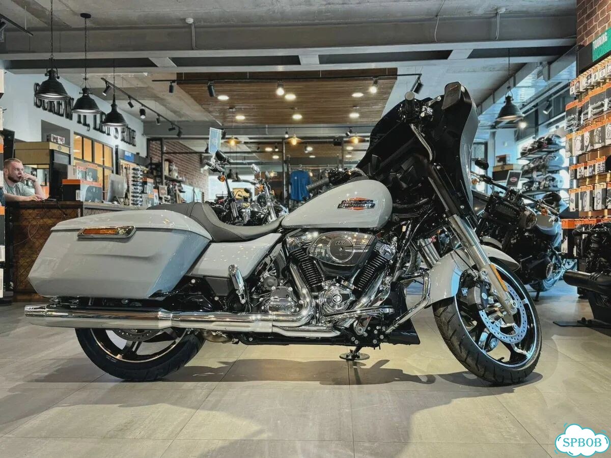Harley-Davidson Street Glide, 2024 фото 1