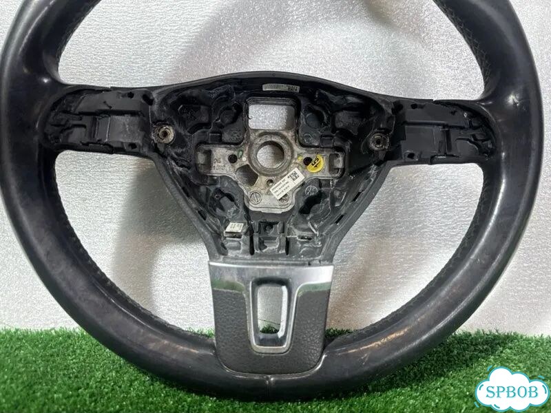 Руль Volkswagen Tiguan 5N 2.0 CAW 2011 фото 3