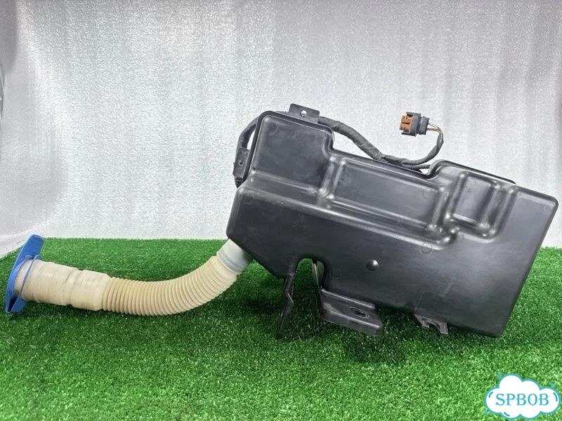 Бачок стеклоомывателя Volkswagen Tiguan 5N 2.0 CAW фото 1