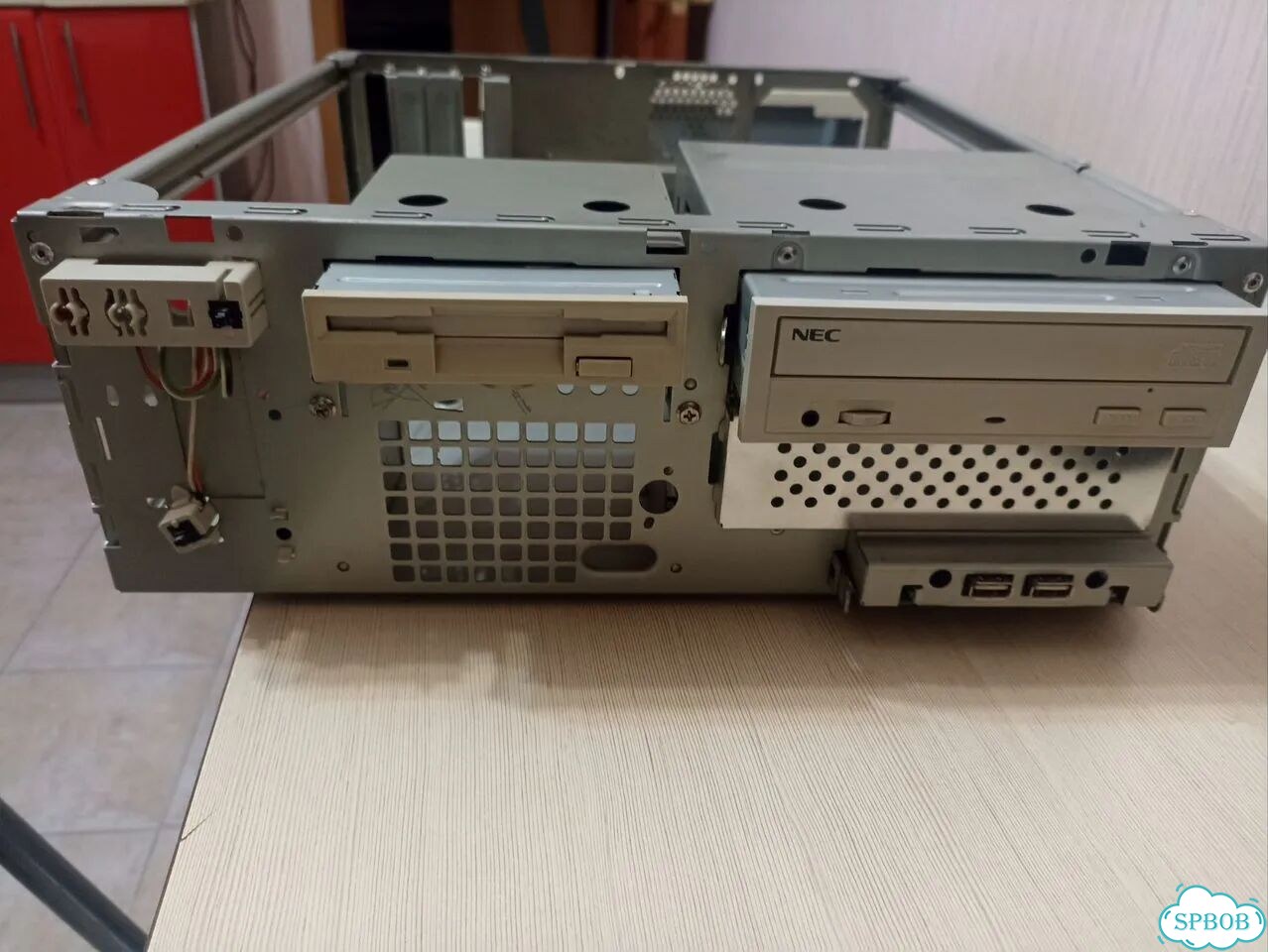 Системный блок InWin d500 для ретро сборки фото 2