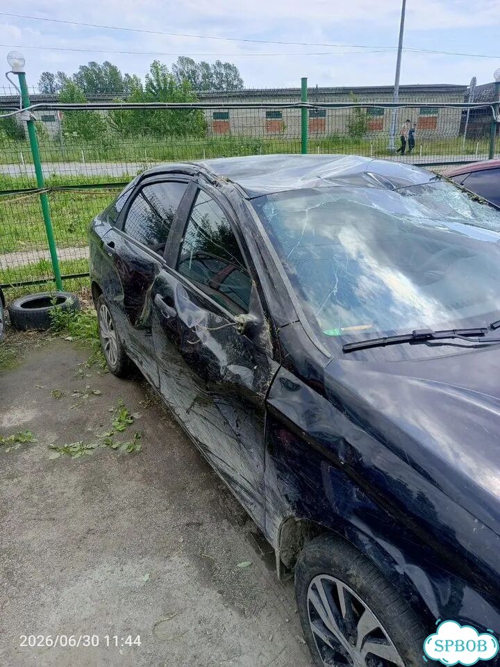 ВАЗ (LADA) Vesta 1.6 MT, 2024, битый, 53 500 км фото 10