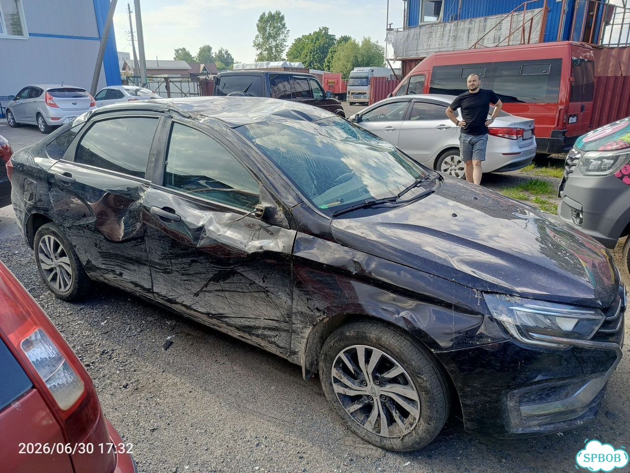ВАЗ (LADA) Vesta 1.6 MT, 2024, битый, 53 500 км фото 2