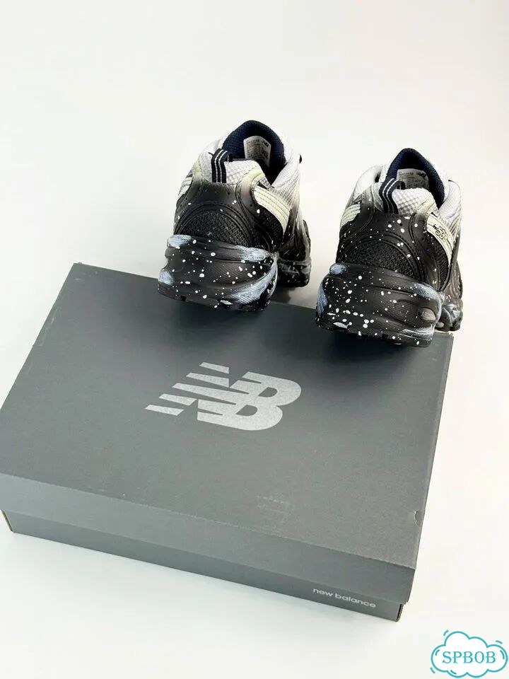 New Balance 530 Black White фото 1