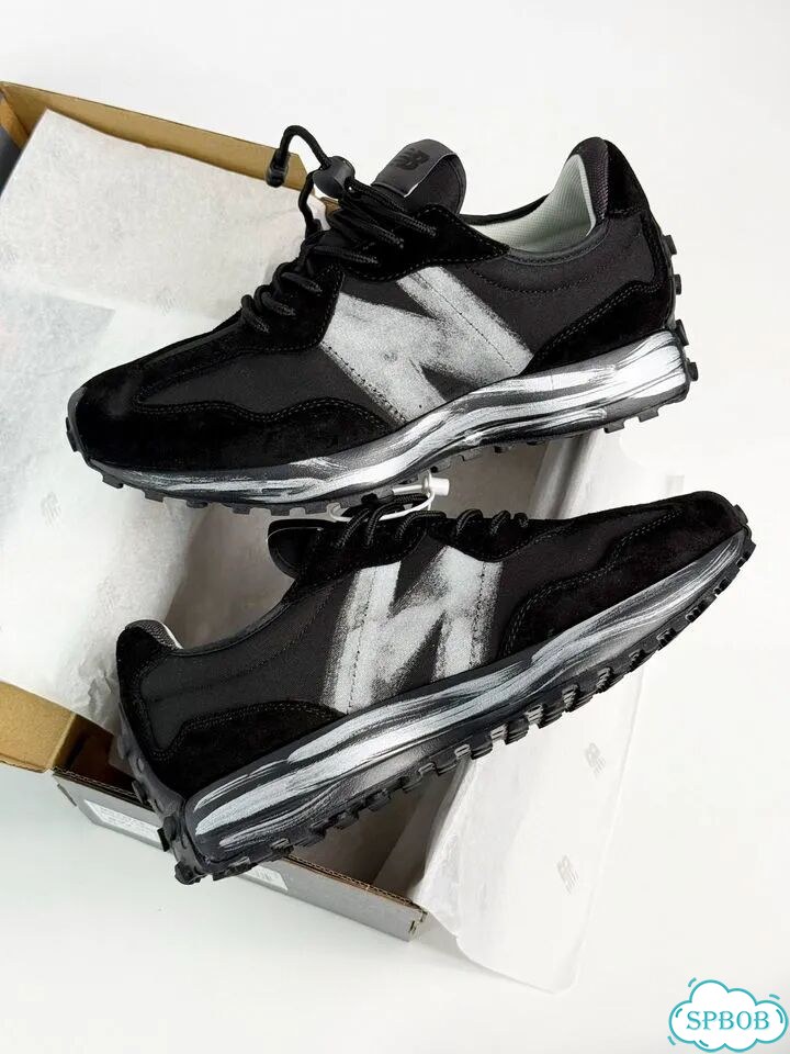 New Balance 327 Black White фото 1