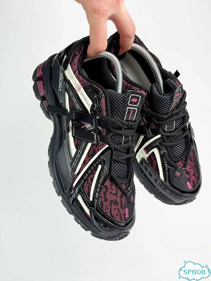 New Balance 1906A Black Pink фото 3