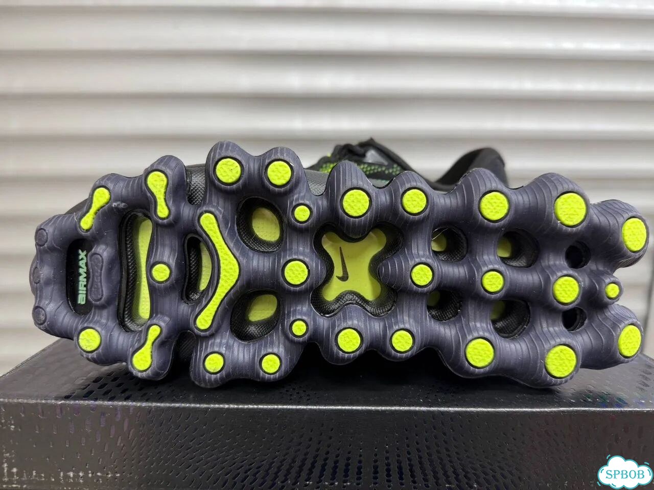 Кроссовки Nike Air Liquid Max Premium фото 3