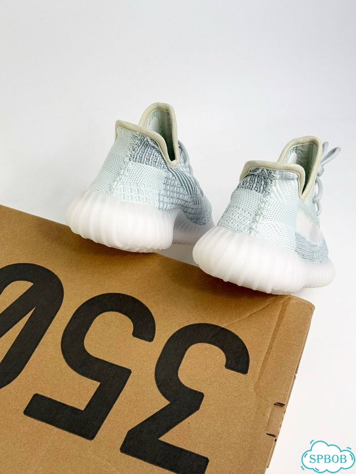 Adidas Yeezy Boost 350 White фото 1