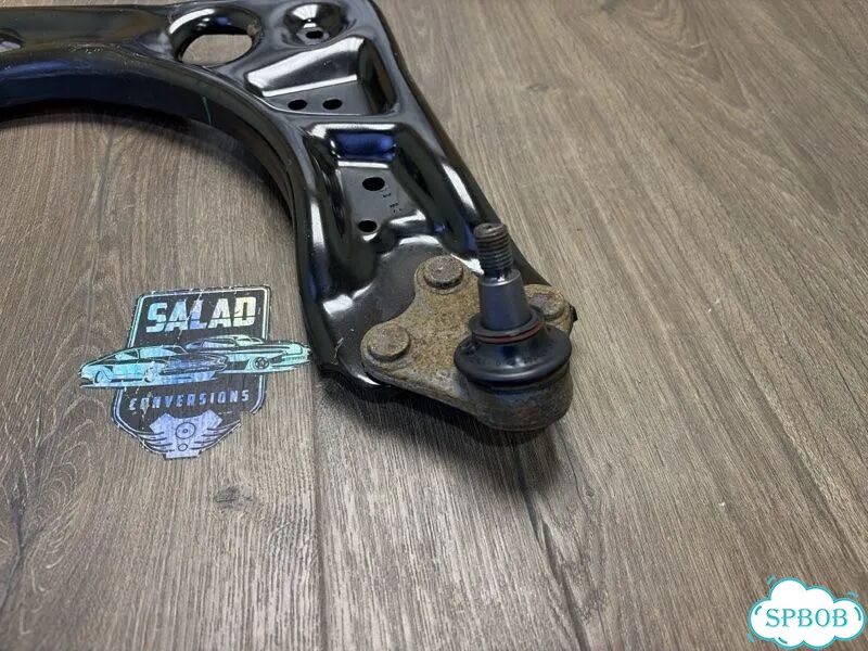 Рычаг подвески нижний передний правый Skoda Rapid фото 3