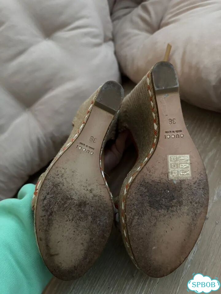 Босоножки Gucci на танкетке фото 6