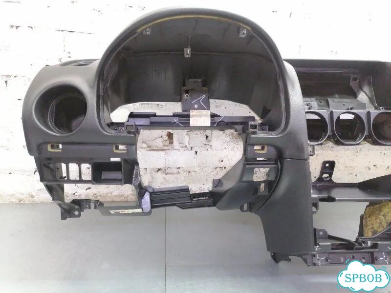Торпедо Mazda 6 седан L8 1798см 120лс бензин 2007 фото 3