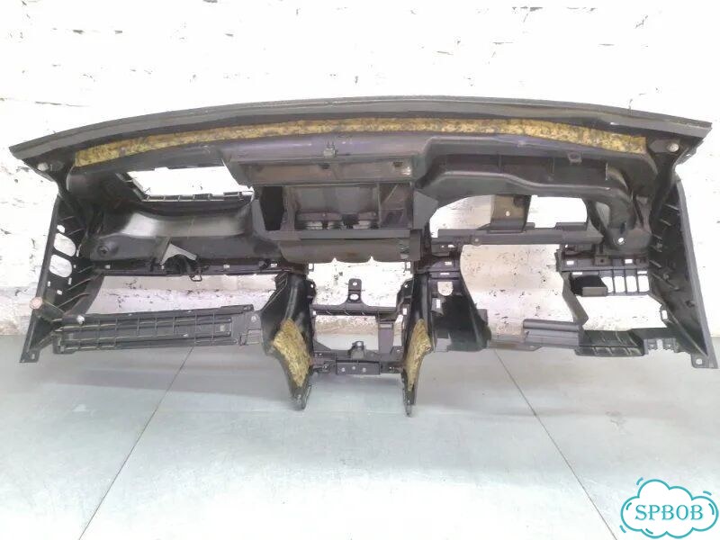 Торпедо Mazda 6 седан L8 1798см 120лс бензин 2007 фото 9