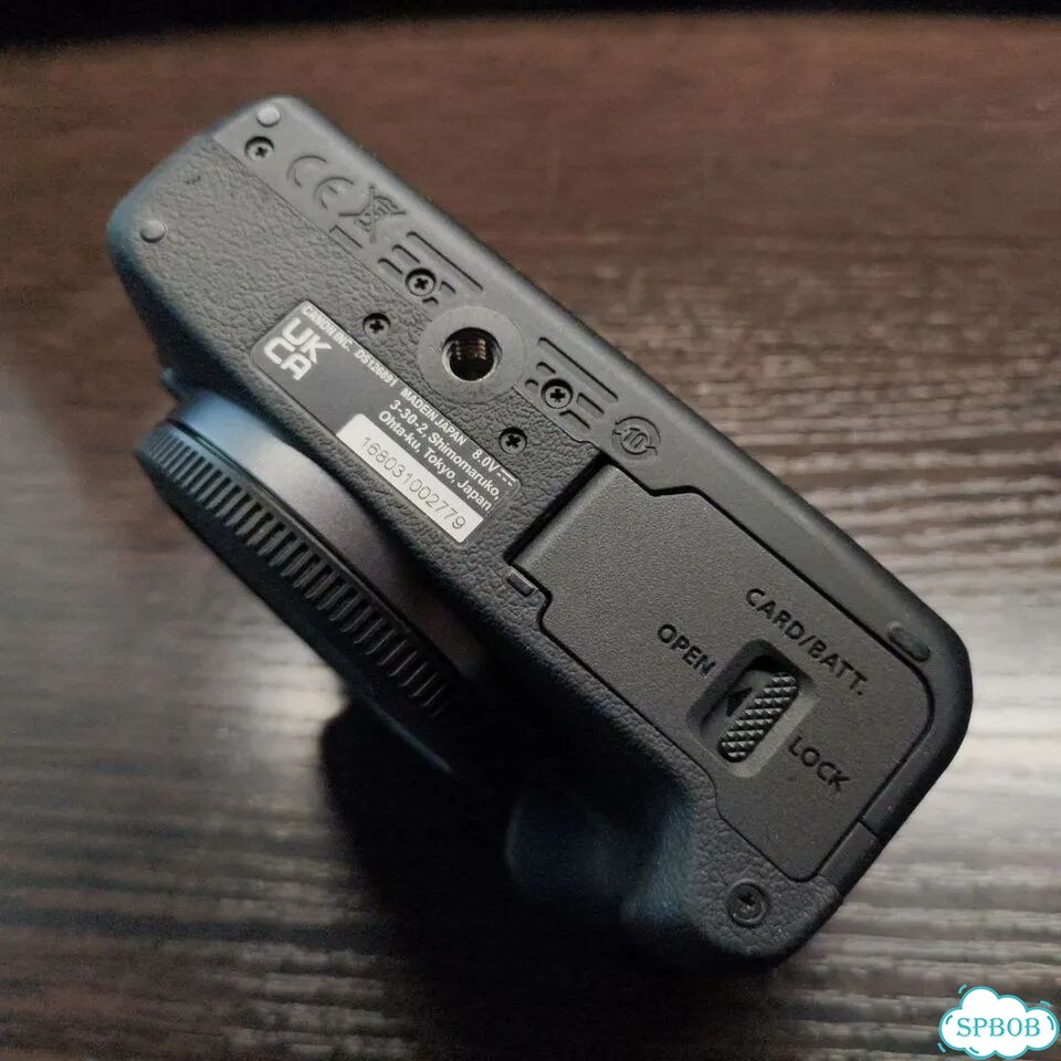 Canon EOS R100 body фото 3