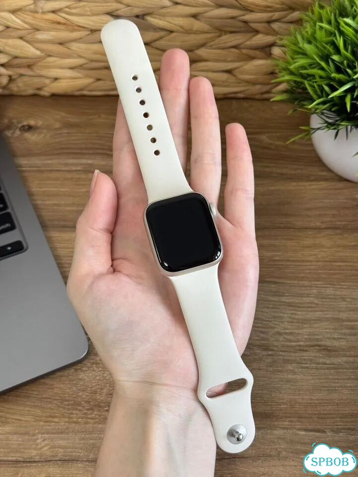 Apple Watch SE 2 (2024) 40 mm Starlight S/M фото 2