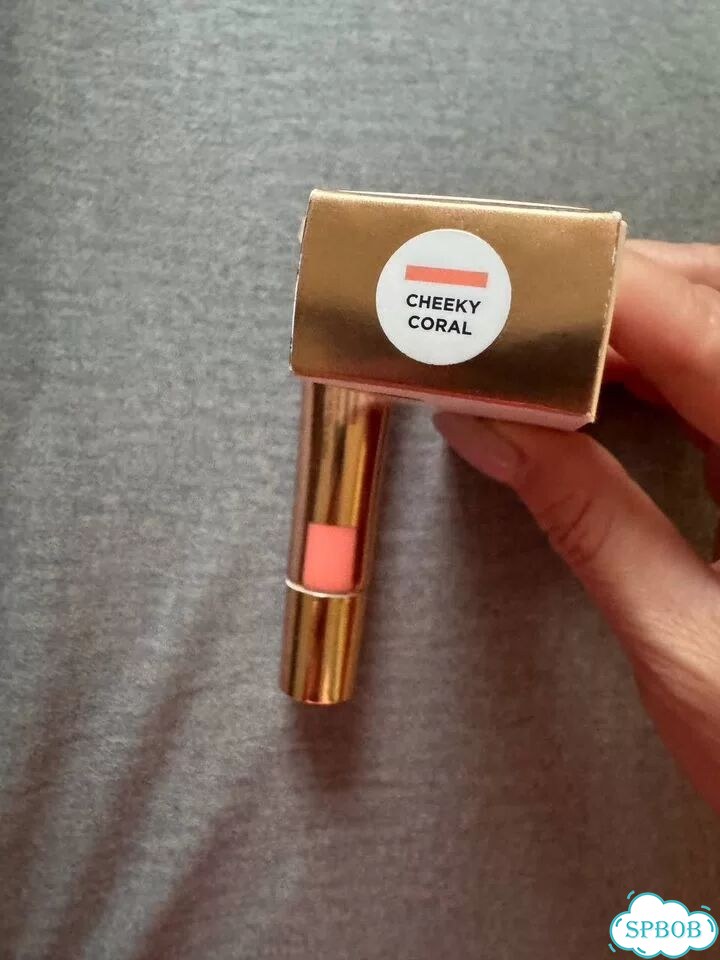 Жидкие румяна iconic London Blush Cheeky Coral фото 10
