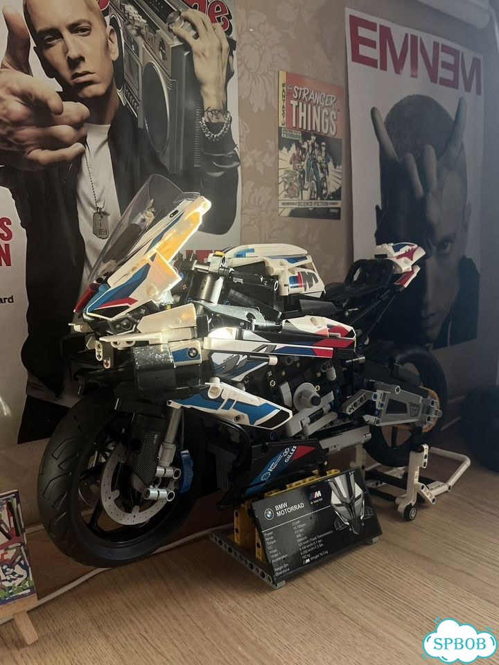 Lego technic bmw m 1000 rr фото 3