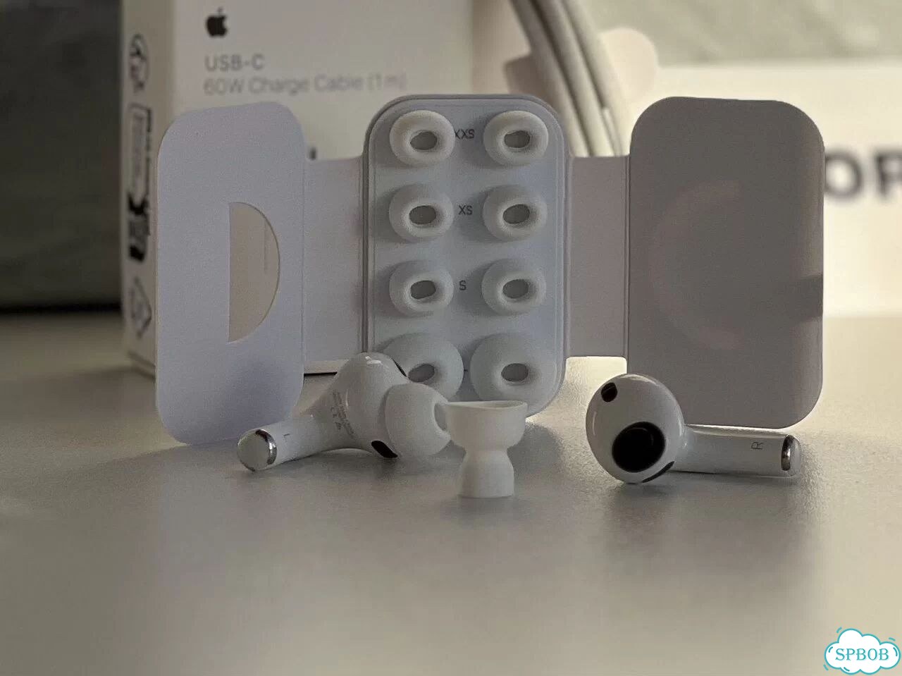 AirPods Pro 3 Premium Чехол + Кабель Type-C фото 4