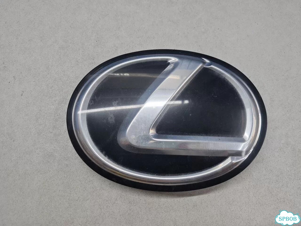 Эмблема Lexus IS SE30 2013-2020 фото 1