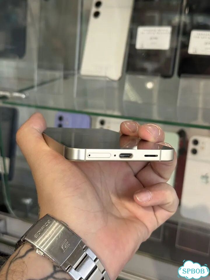 Samsung Galaxy S24, 8/256 ГБ, 2 SIM фото 3