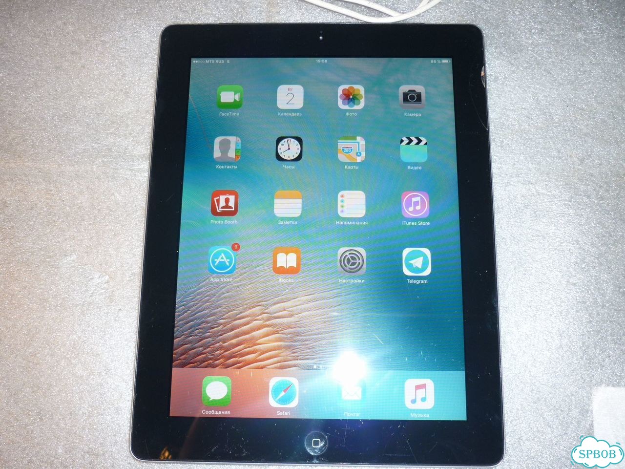 Планшет Apple iPad 2 (модель A1396) - 3G -16гб фото 2