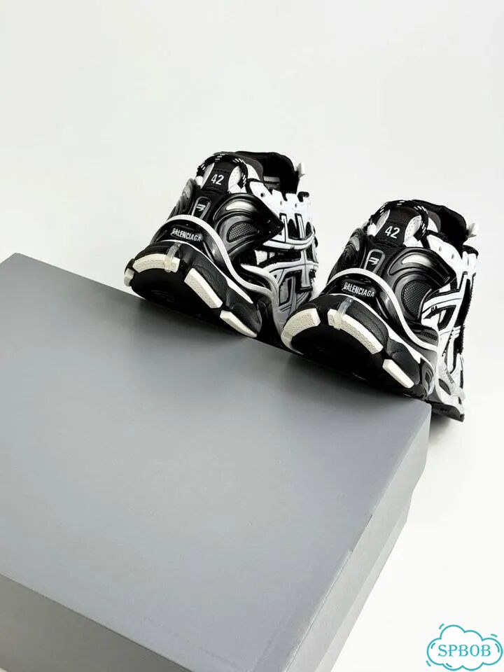 Balenciaga Runner Black White фото 2