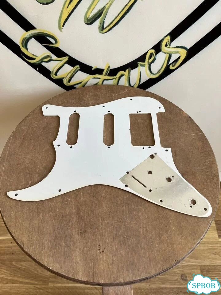 Пикгард stratocaster SSH фото 2