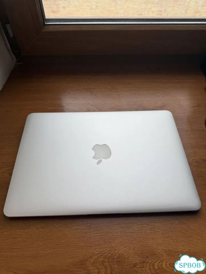 Apple macbook air 13 2017 фото 2