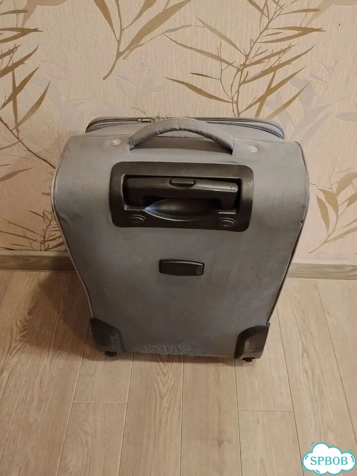 Чемодан на колесах фото 2