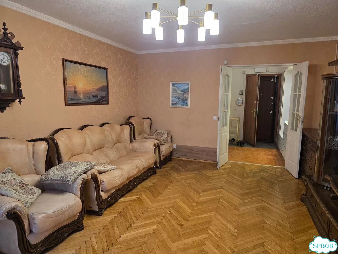 2-к. квартира, 60 м², 3/9 эт. фото 3
