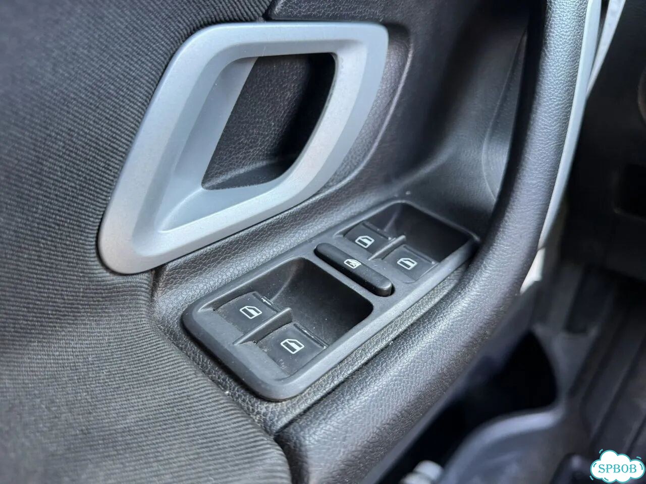 Skoda Roomster 1.6 MT, 2007, битый, 210 123 км фото 15