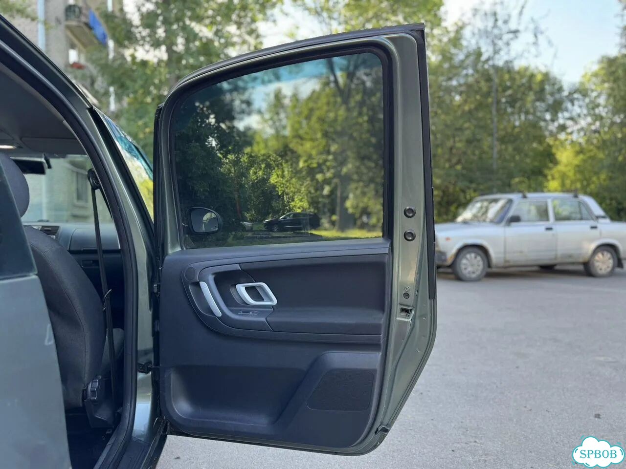 Skoda Roomster 1.6 MT, 2007, битый, 210 123 км фото 9