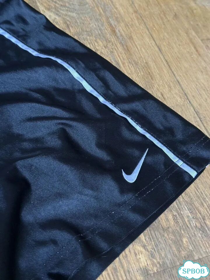 Шорты винтажные Nike фото 2