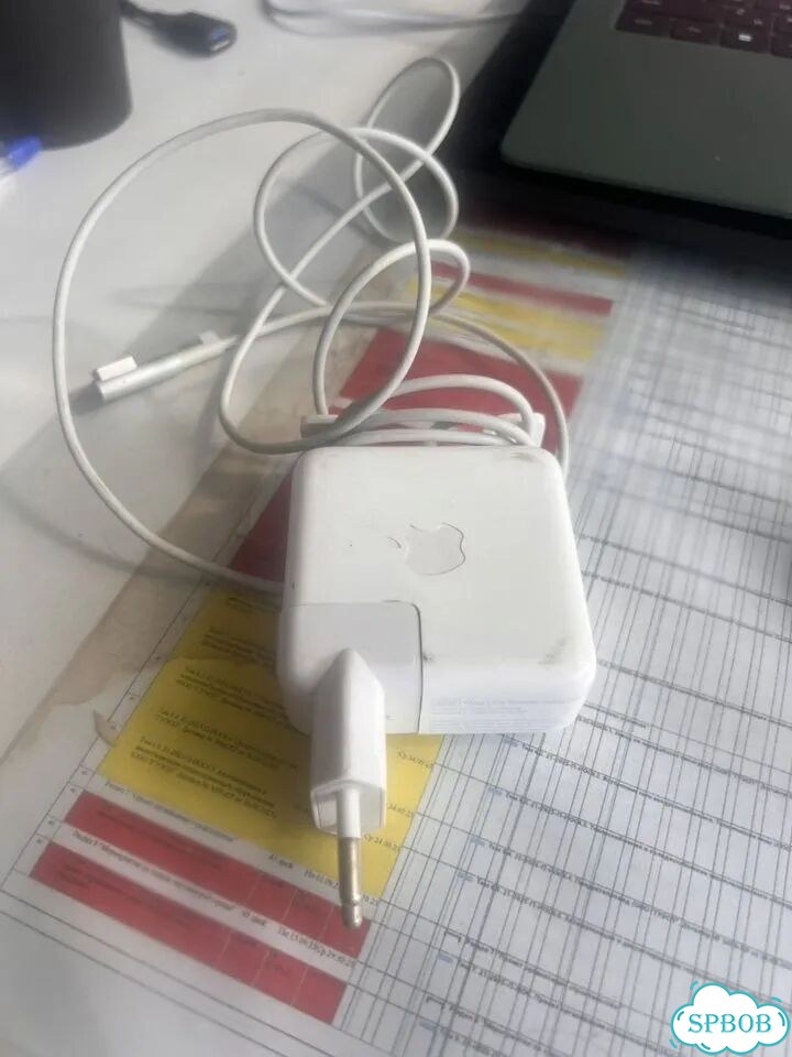Apple MagSafe 45W (A1374) для MacBook Air фото 1