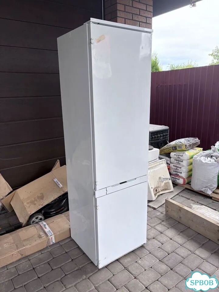 Холодильник Hotpoint-Ariston BCB 33 A F фото 5