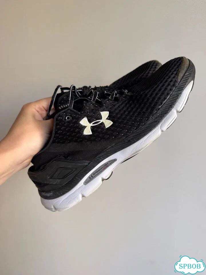 Кроссовки Under Armour 43 на дачу,работу. Оригинал фото 6