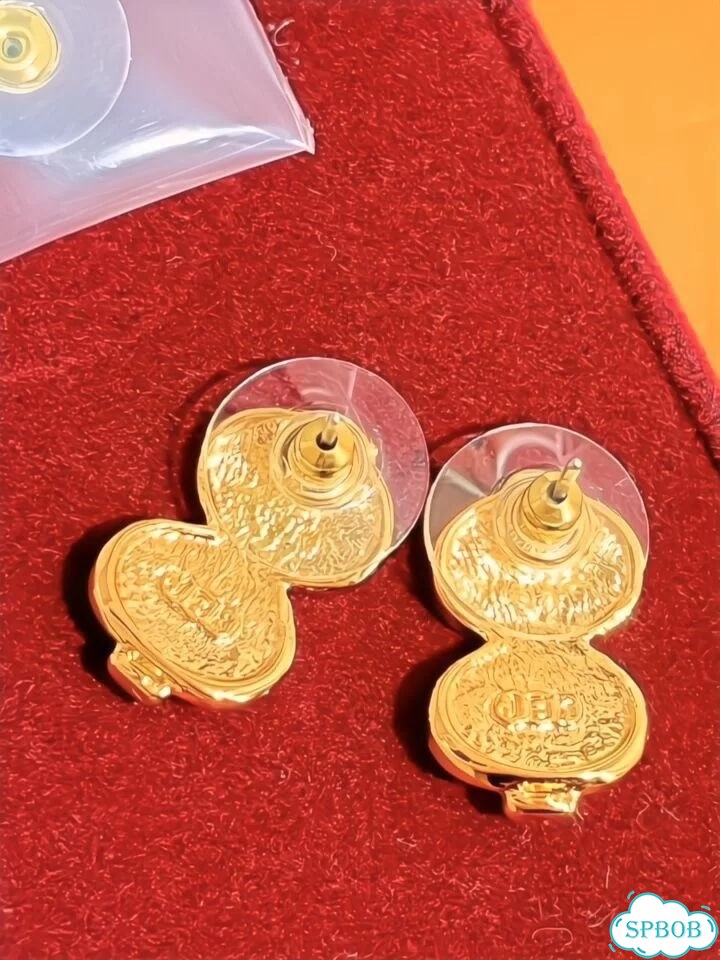 Серьги-гвоздики JBK из хрусталя Swarovski фото 7