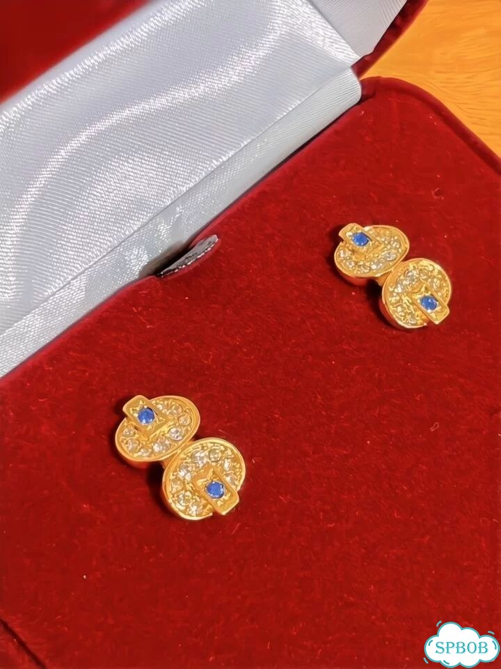 Серьги-гвоздики JBK из хрусталя Swarovski фото 9
