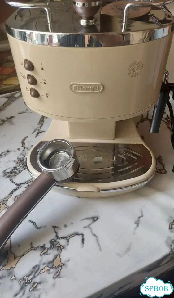 DeLonghi Кофеварка рожковая ECO310, слоновая кость фото 1