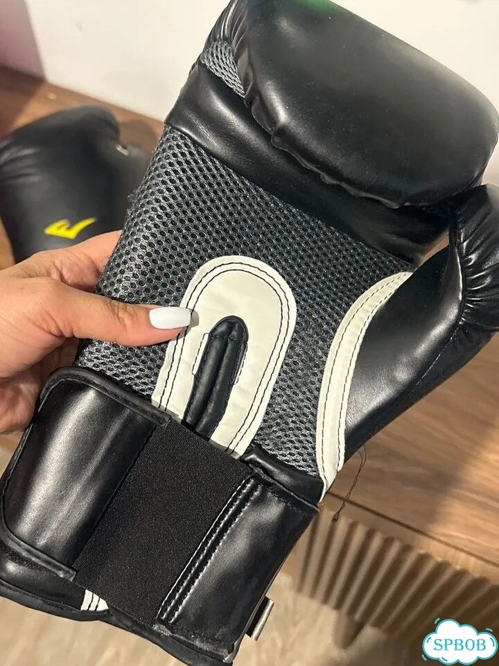 Боксерские перчатки 12 oz everlast фото 2