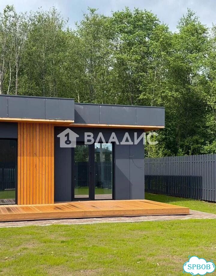 Коттедж 180 м² на участке 8 сот. фото 3
