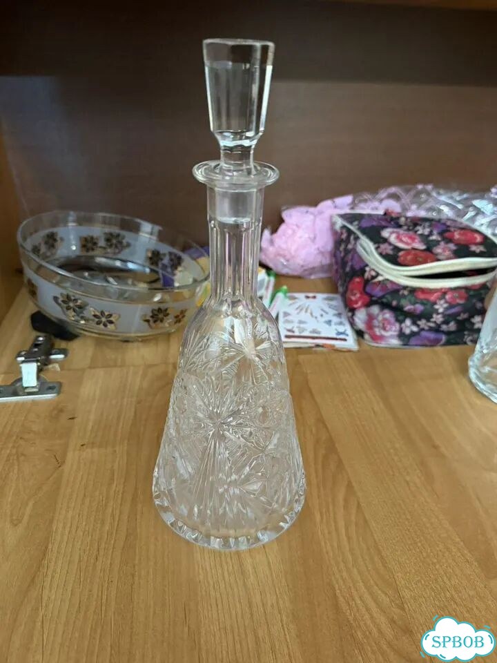 Изящный винтажный хрустальный графин (штоф) фото 2