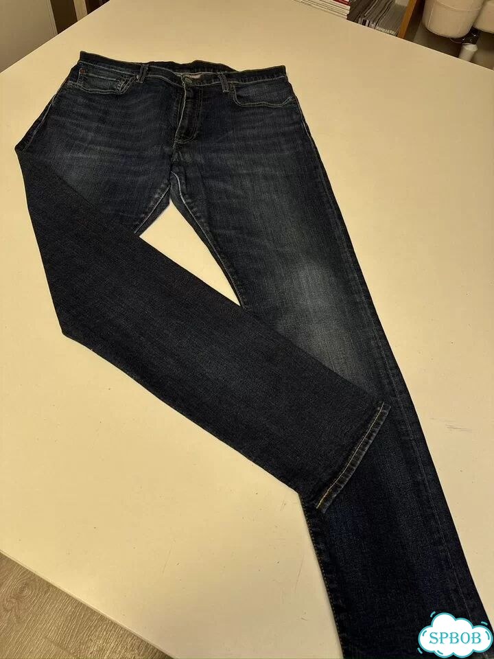 Мужские джинсы Levi's 512 (W33/L32) фото 3