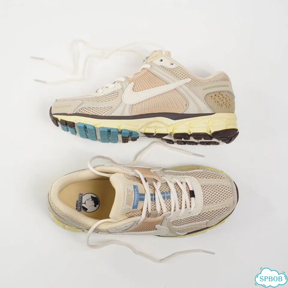 Nike Zoom Vomero 5 Beige White фото 3
