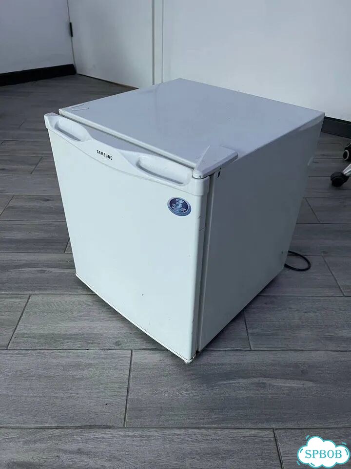 Мини бар холодильник Samsung фото 2